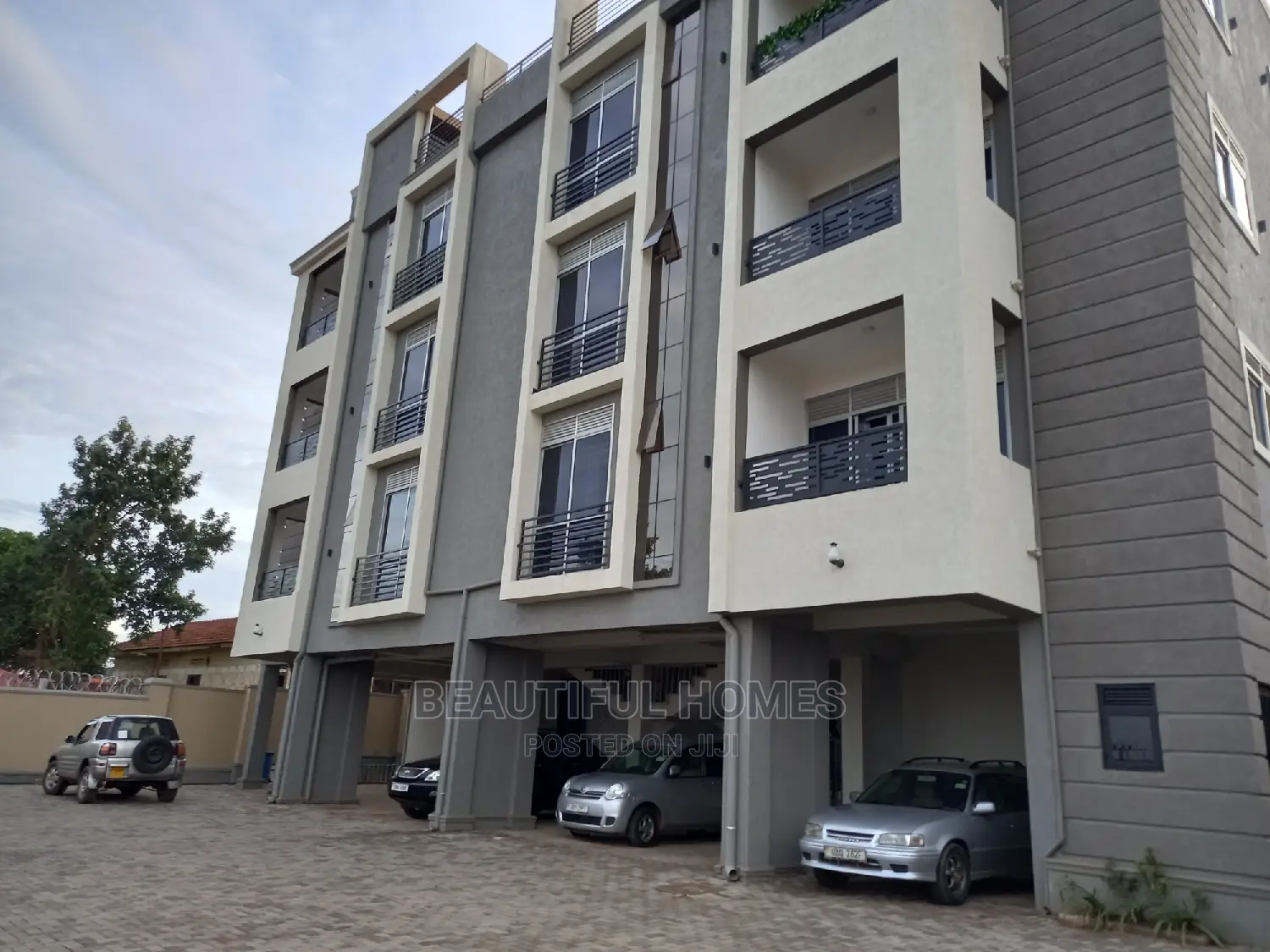 Furnished 2bdrm Apartment in Kisaasi, Central Division for Sale