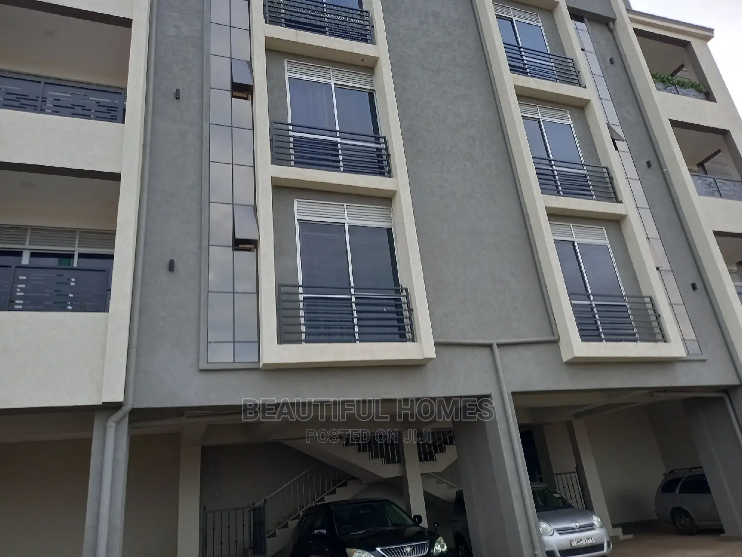 Furnished 2bdrm Apartment in Kisaasi, Central Division for Sale