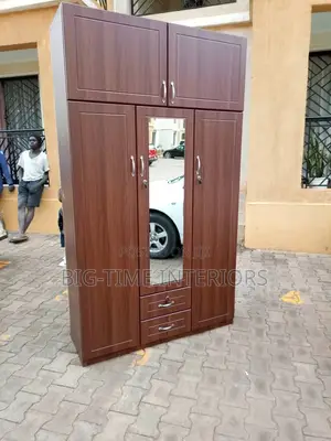 Triple Door Wardrobe 4*7feet