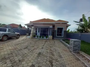 Furnished 4bdrm House in Kira for Sale