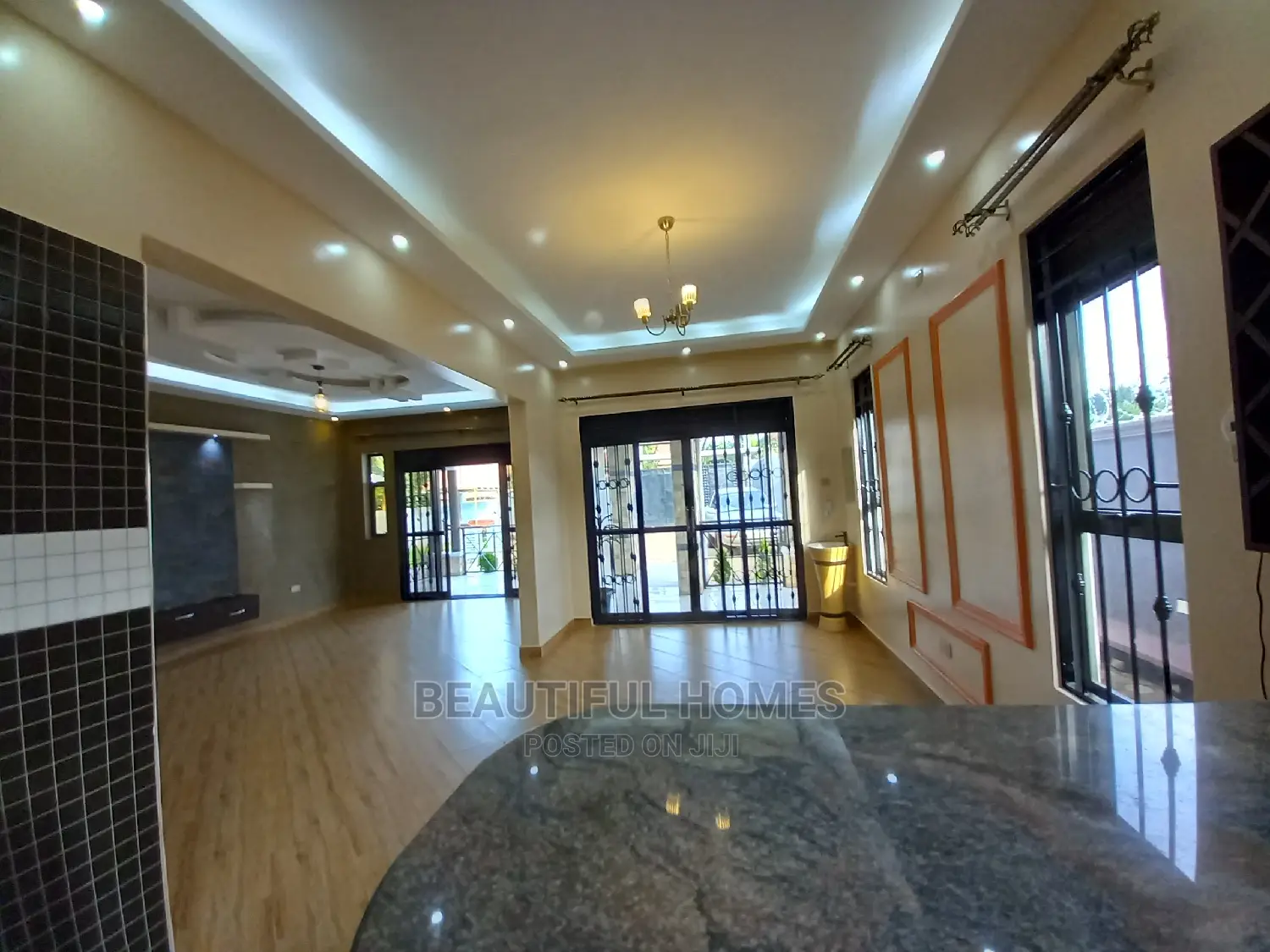 Furnished 4bdrm House in Kira for Sale