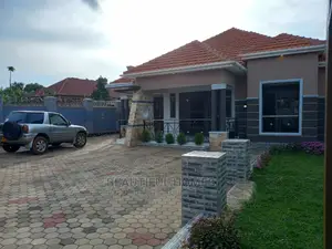 Furnished 4bdrm Bungalow in Kira for Sale