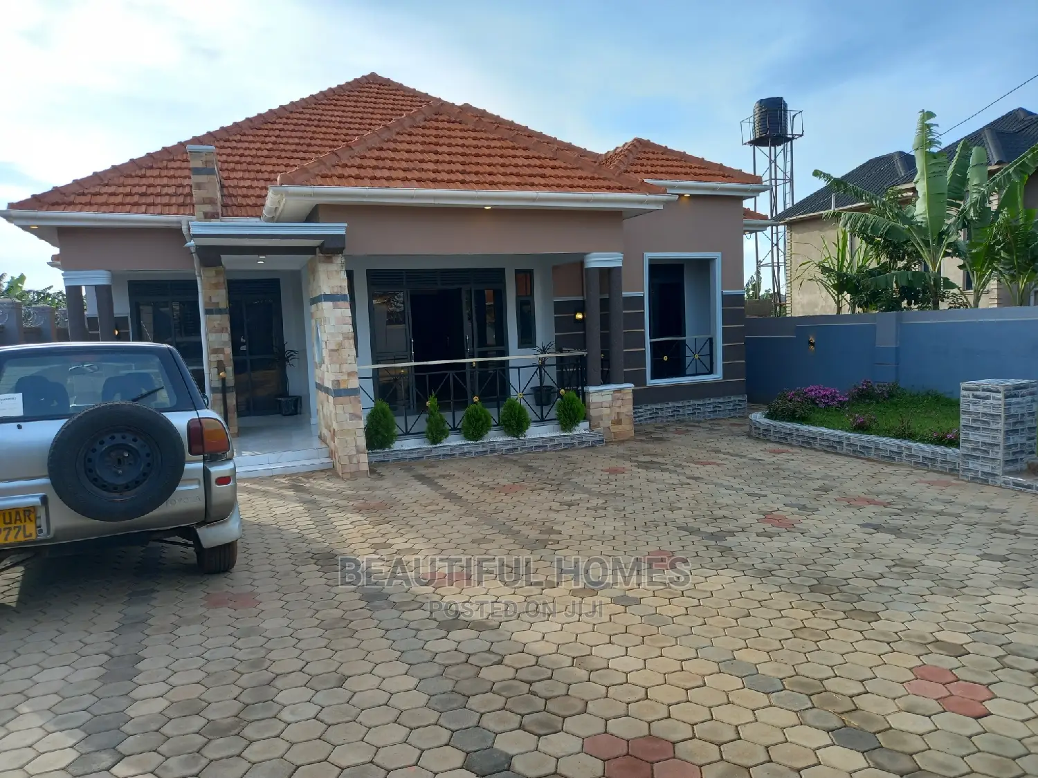 Furnished 4bdrm Bungalow in Kira for Sale