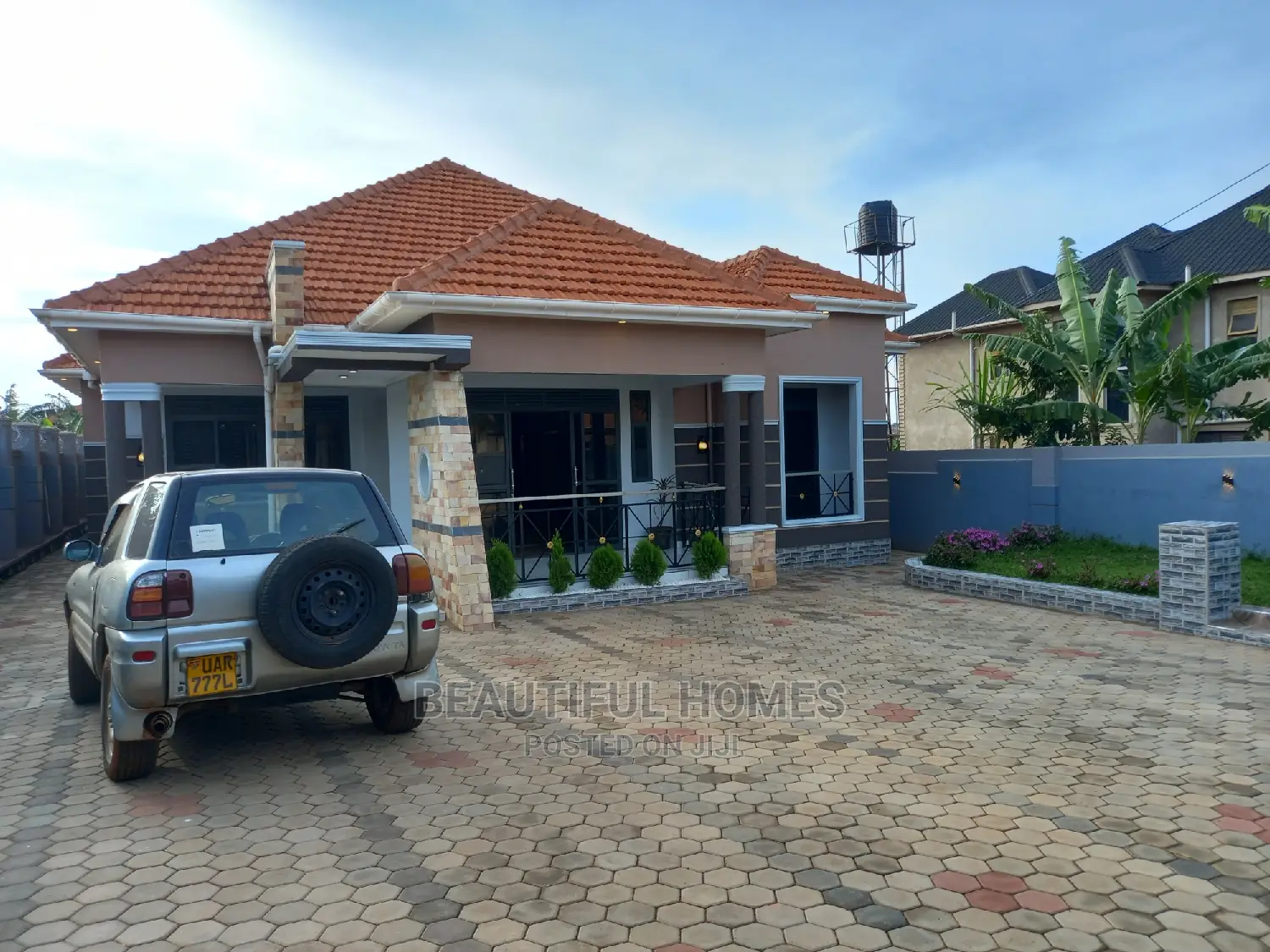 Furnished 4bdrm Bungalow in Kira for Sale