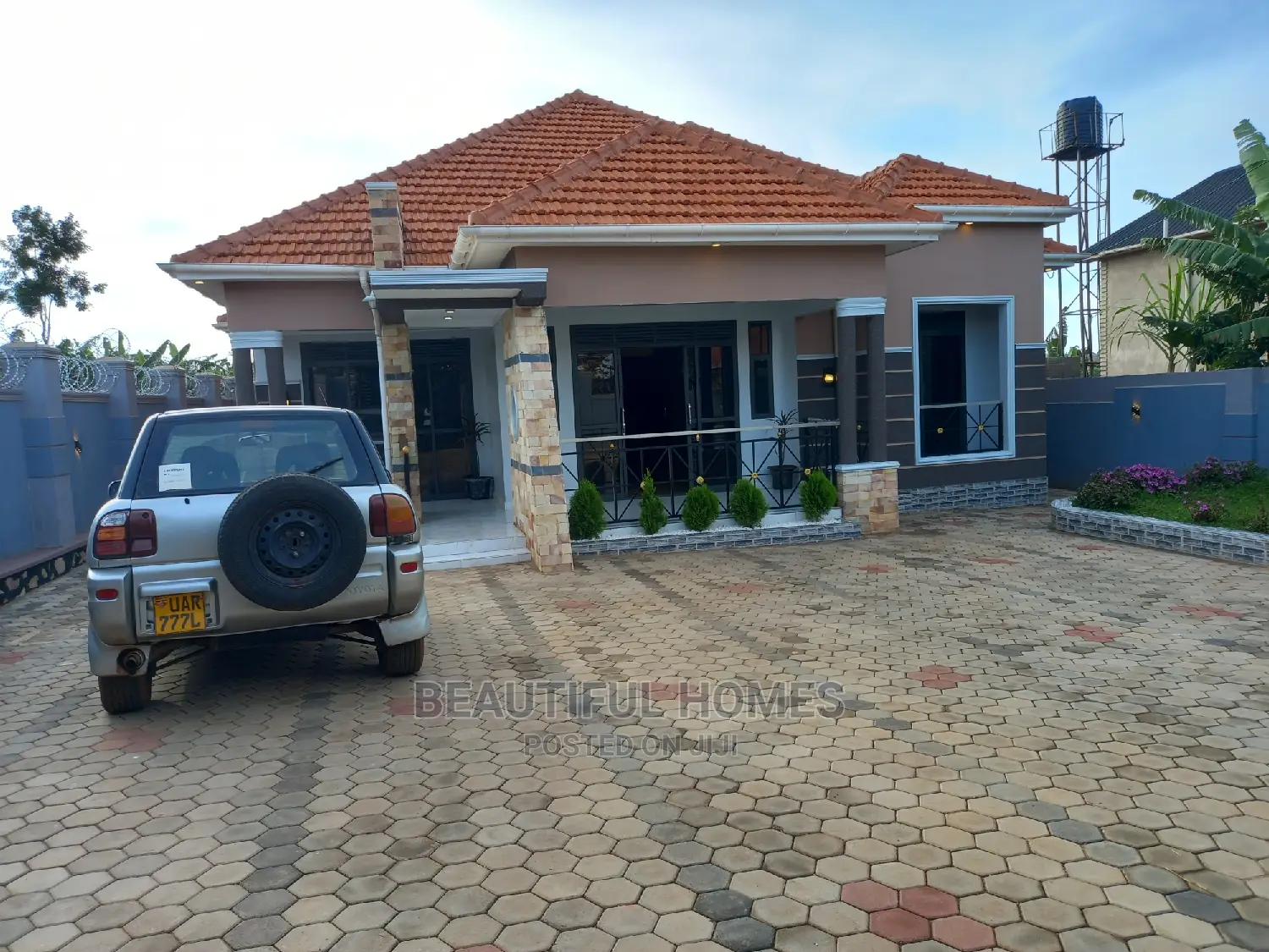 Furnished 4bdrm Bungalow in Kira for Sale