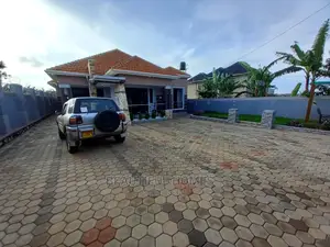 Furnished 4bdrm Bungalow in Kira for Sale