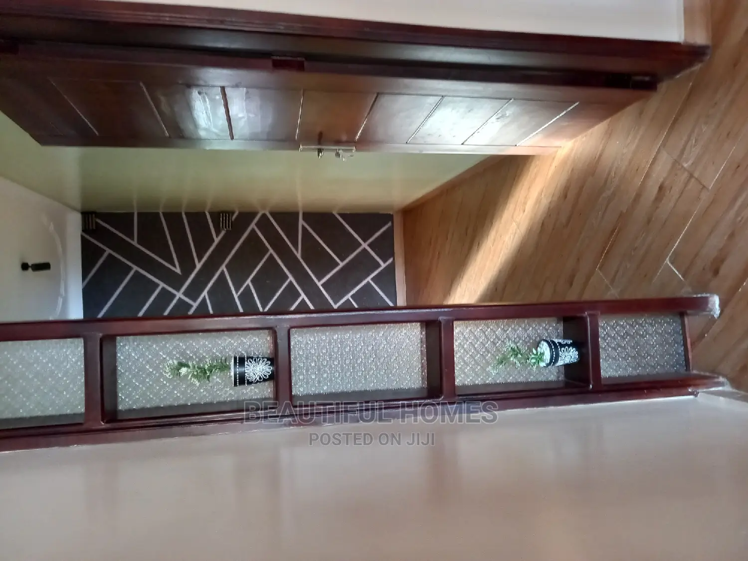 Furnished 4bdrm House in Kira for Sale