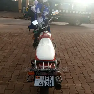 Bajaj CT 110X 2022 Red