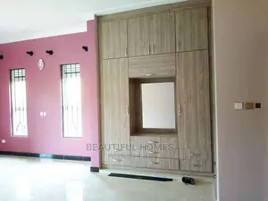 Furnished 4bdrm House in Kira for Sale