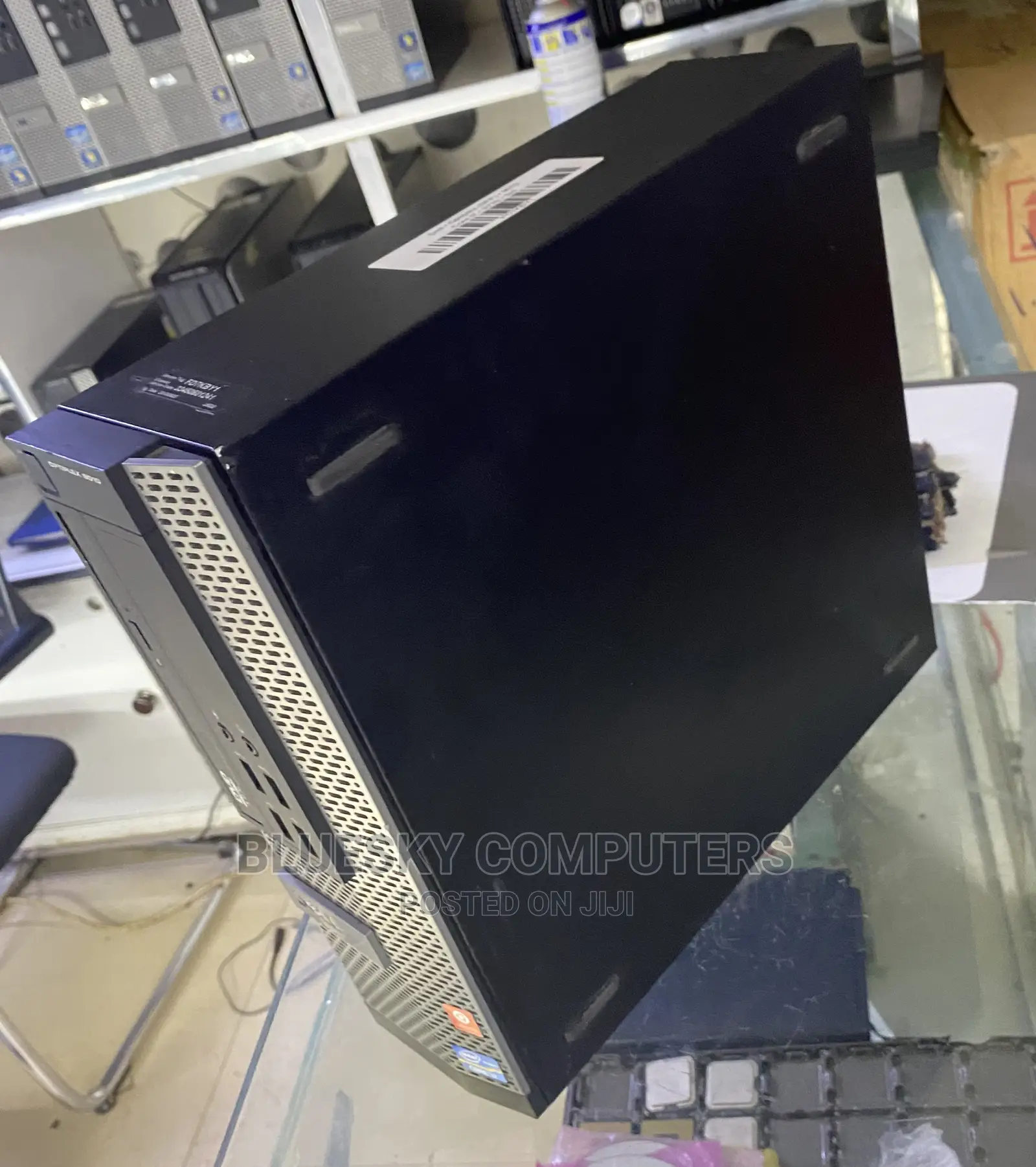 Desktop Computer Dell OptiPlex 7450 4GB Intel Core I7 HDD 500GB