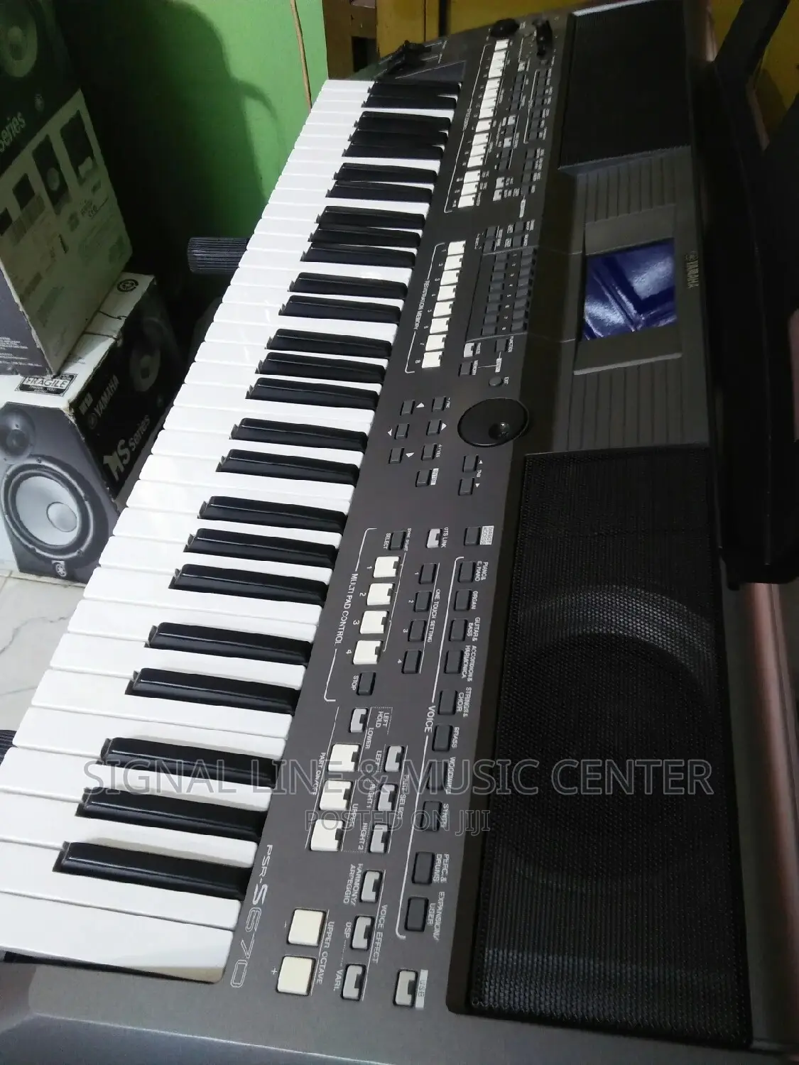 Yamaha Keyboard PSR S670 Uk Used