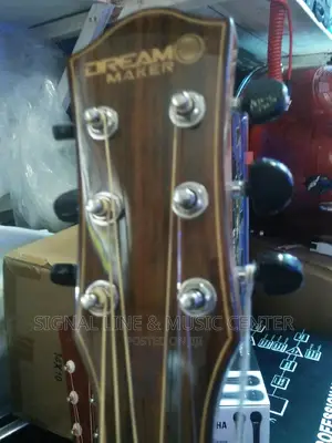 Dream Maker Acoustic Guitar Brawn Coloure