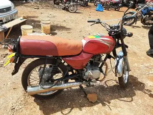 KTM 1976 Red
