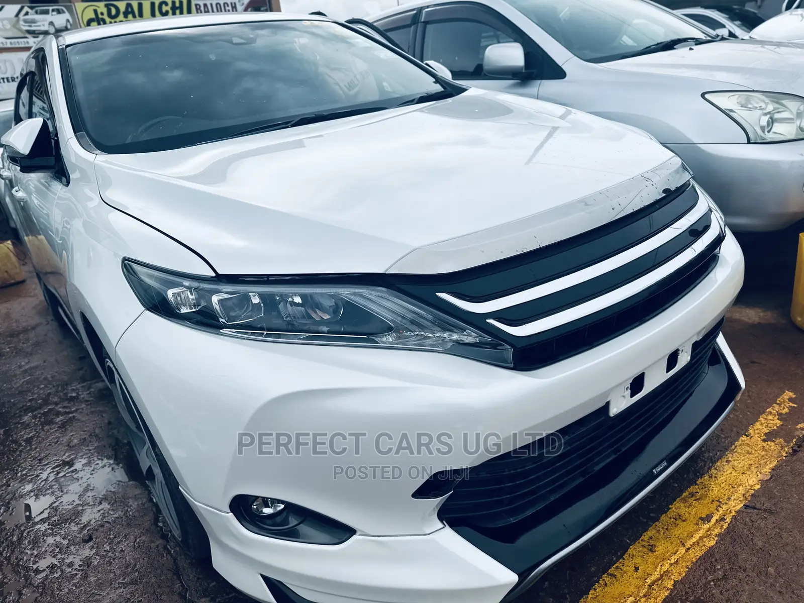 Toyota Harrier 2.0 2014 Off white
