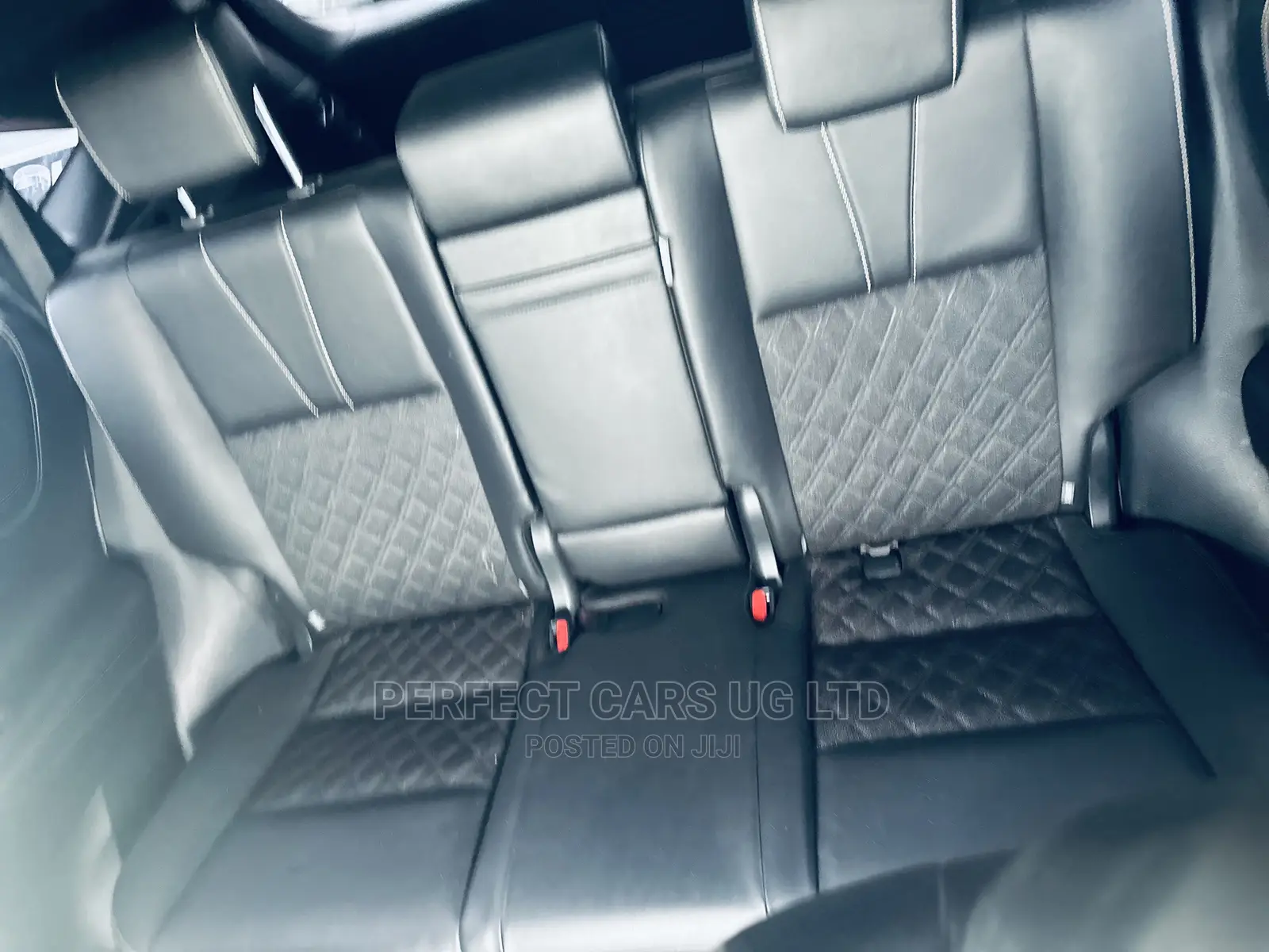 Toyota Harrier 2.0 2014 Off white