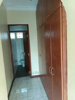 6bdrm Duplex in Kololo Property, Central Division for Rent
