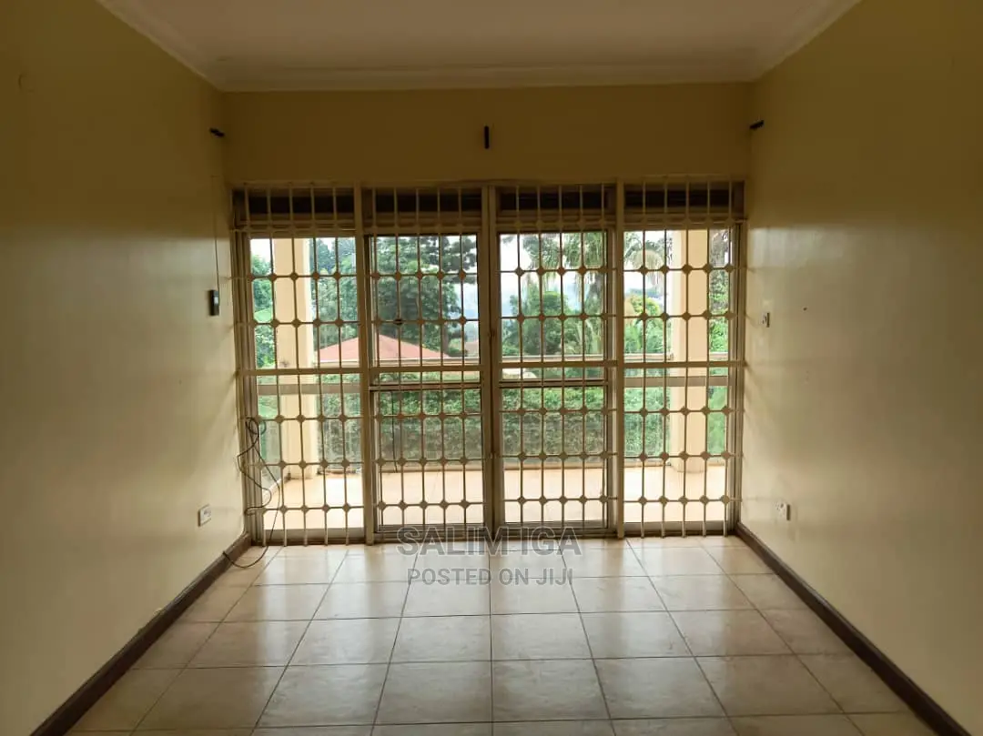 6bdrm Duplex in Kololo Property, Central Division for Rent
