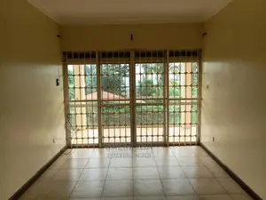 6bdrm Duplex in Kololo Property, Central Division for Rent