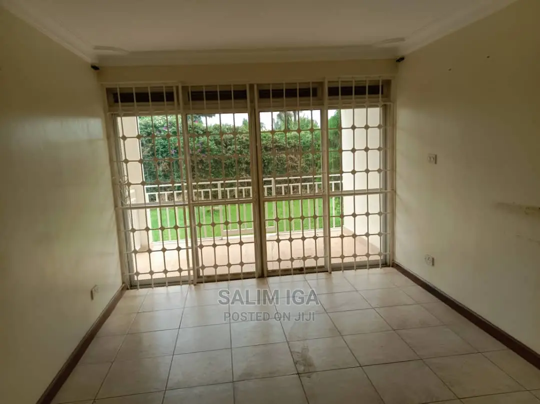 6bdrm Duplex in Kololo Property, Central Division for Rent