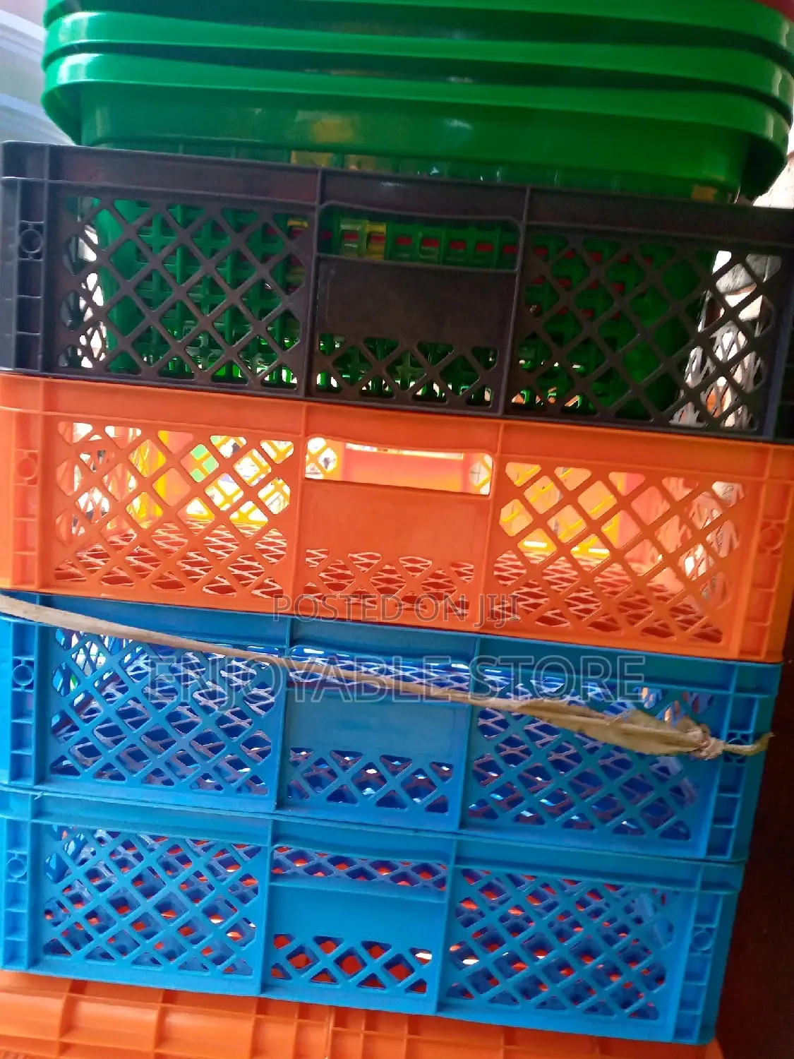 Plastic Crates 64/17