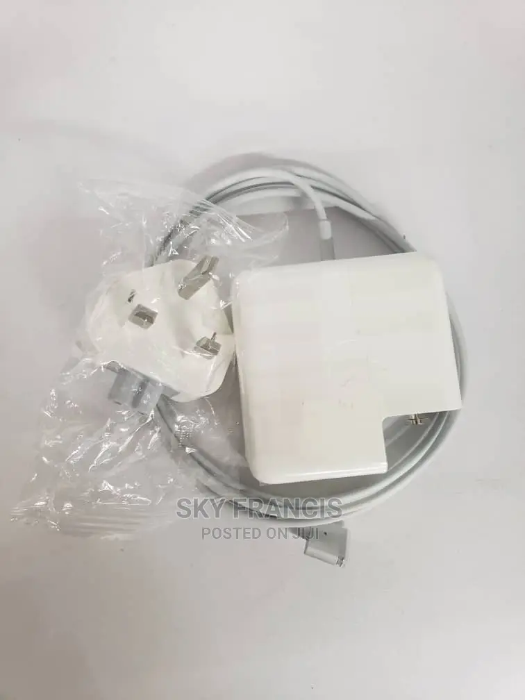 Original Adapter Apple