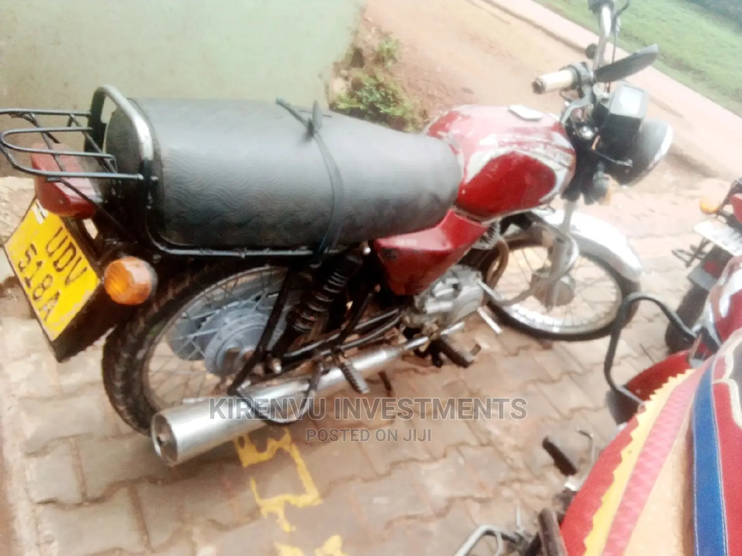 Bajaj Boxer 100 2012 Red