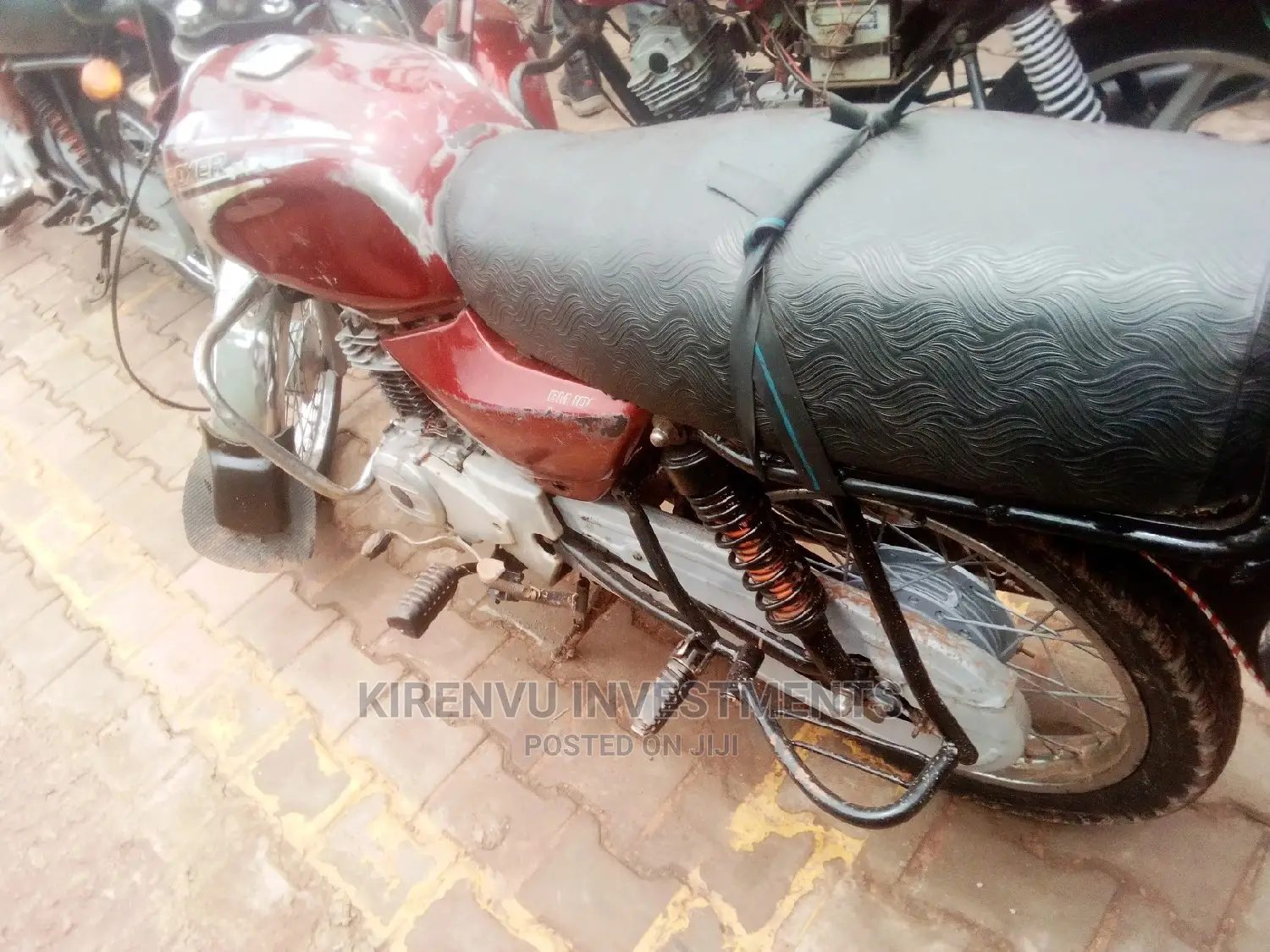 Bajaj Boxer 100 2012 Red