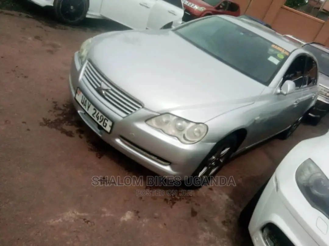 Toyota Mark X 2005 Gray