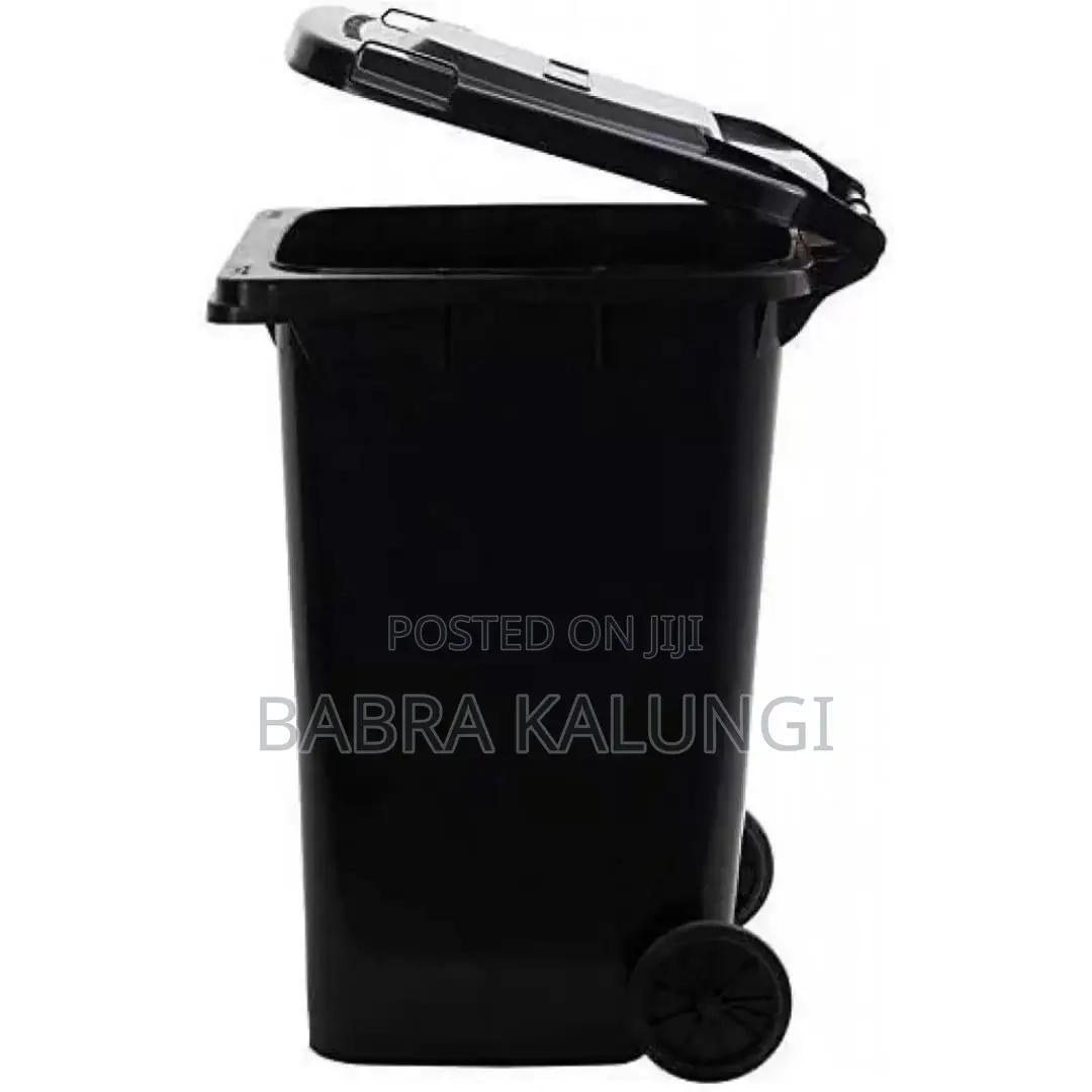 Outdoor 120l Plastic Waste Bin_ Black
