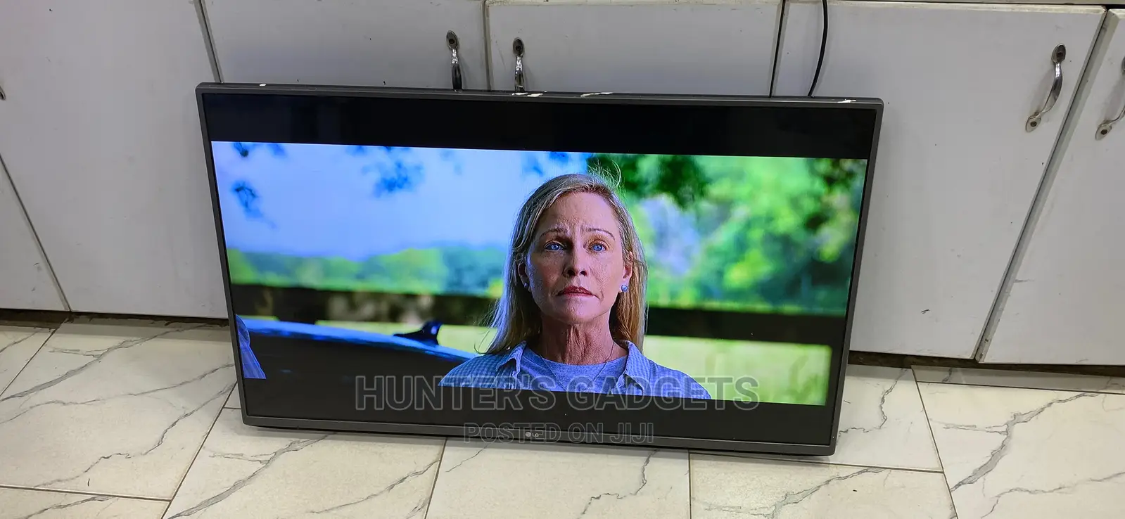Lg 43 Inch Original Lg Led Full Hd Tv Built in Free Tv Chane