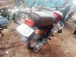 Bajaj Boxer 100 2018 Red