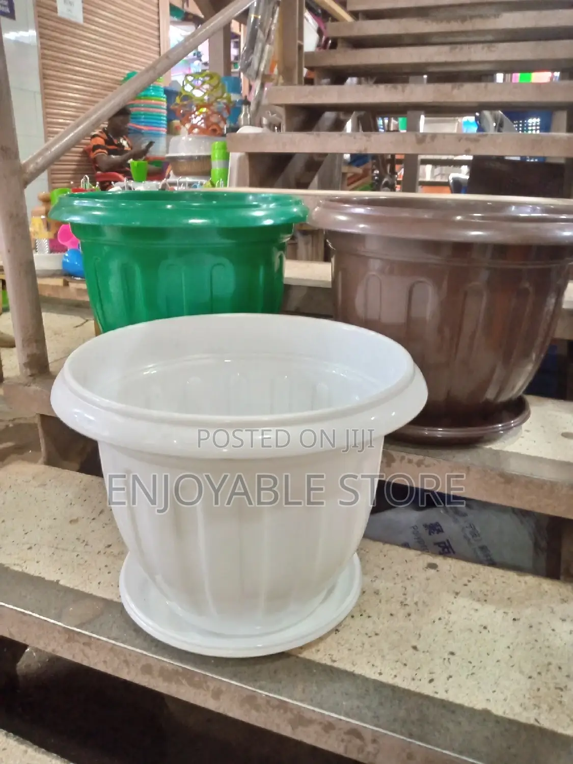 Complast Plastic Flower Pots