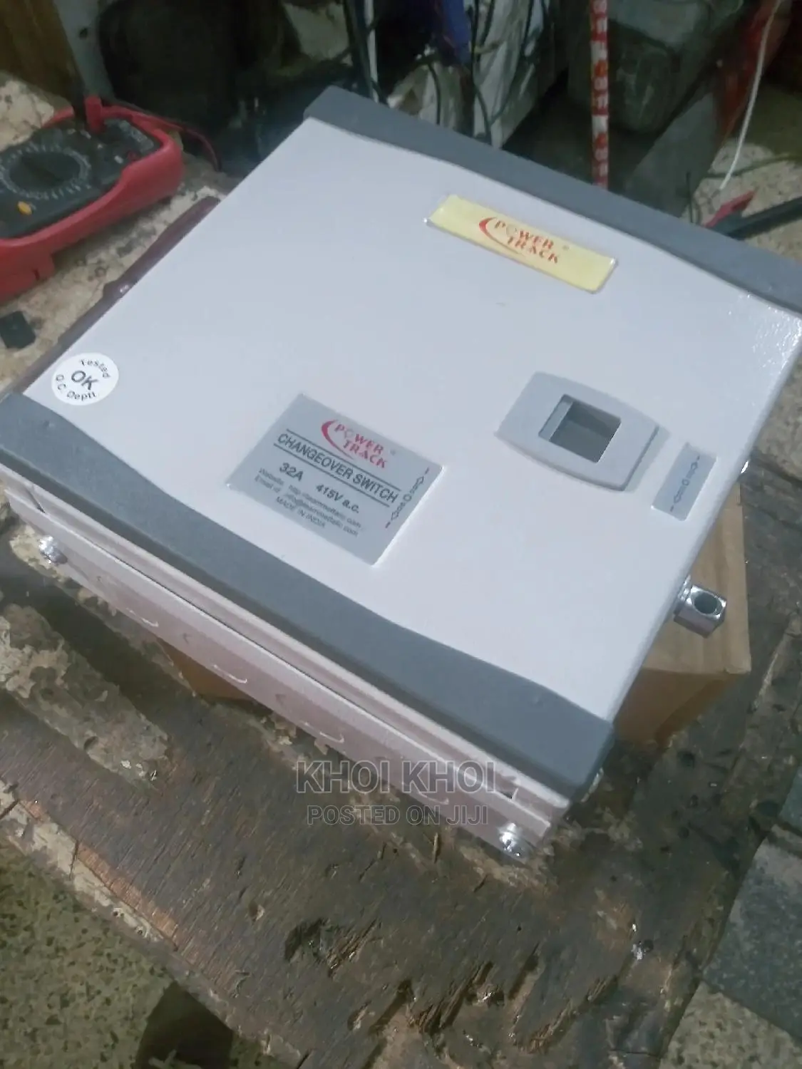 Change Over Switch POWER TRACK