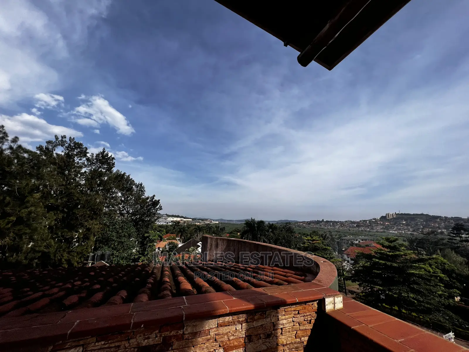 Furnished 2bdrm Penthouse in Bugolobi, Central Division for Rent