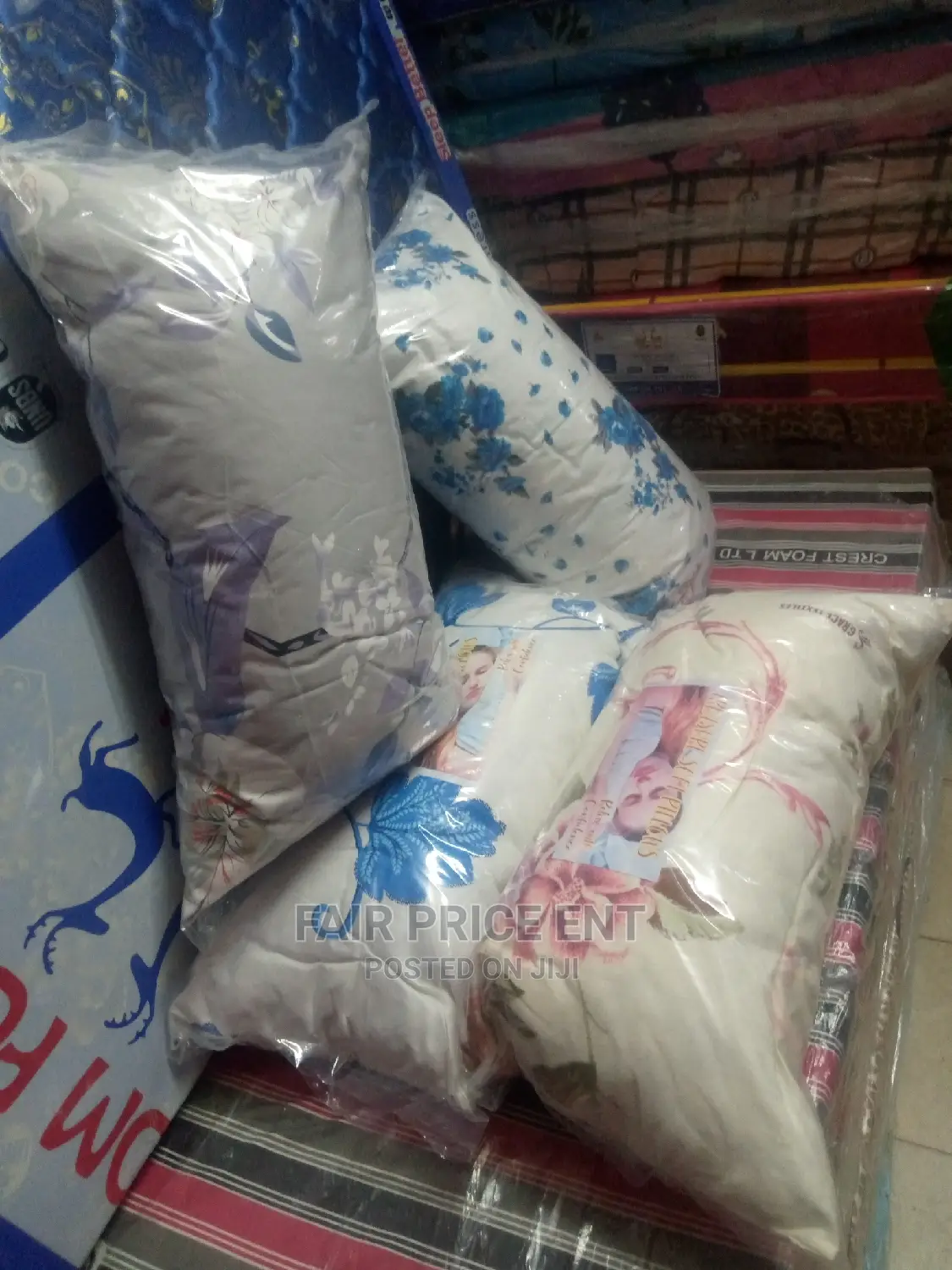 Fibre Pillows Medium ( White)