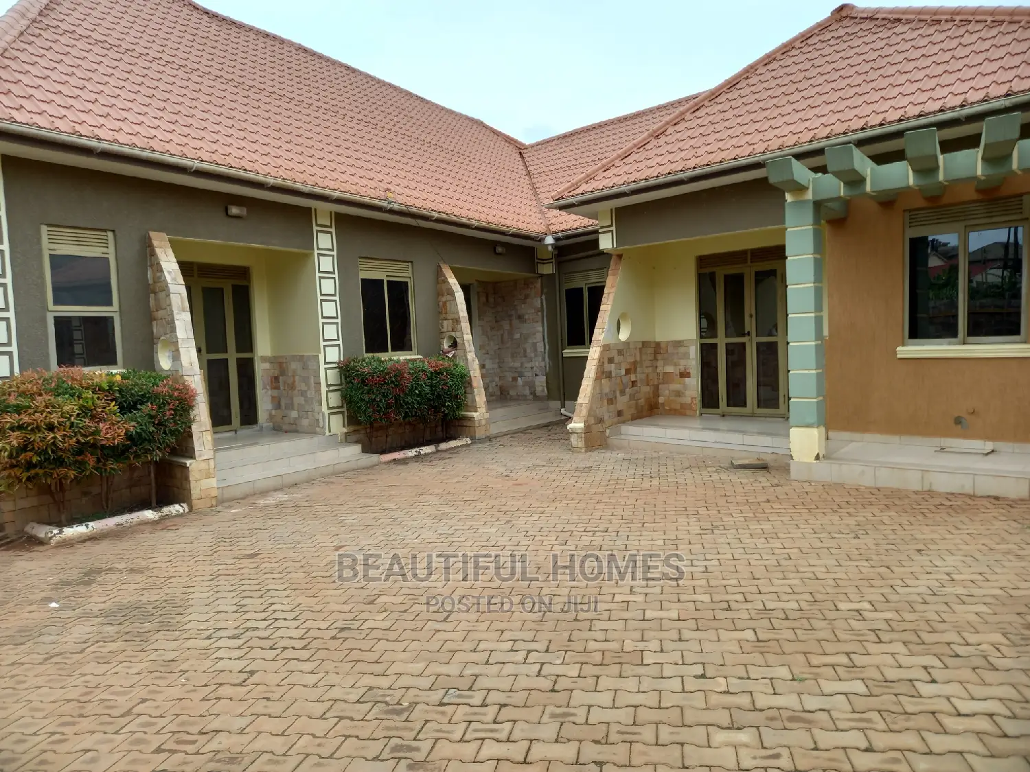 Furnished 1bdrm House in Kira for Sale