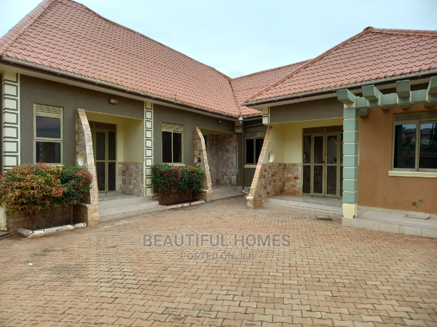 Furnished 1bdrm House in Kira for Sale