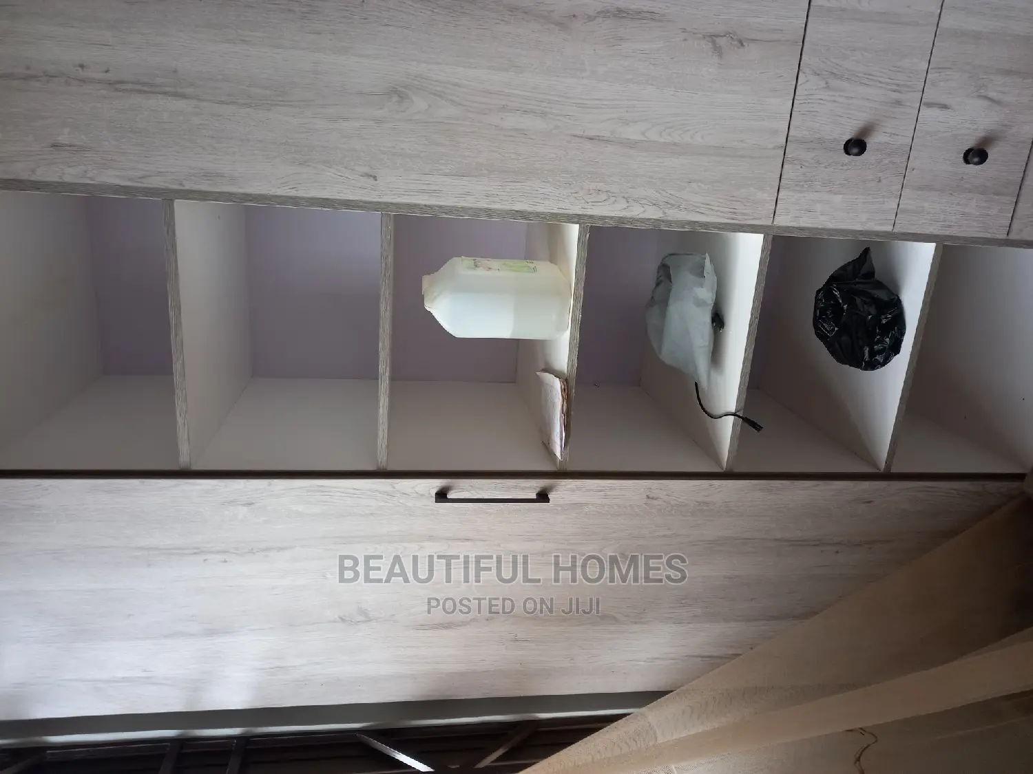 Furnished 1bdrm Apartment in Kira Town for Sale