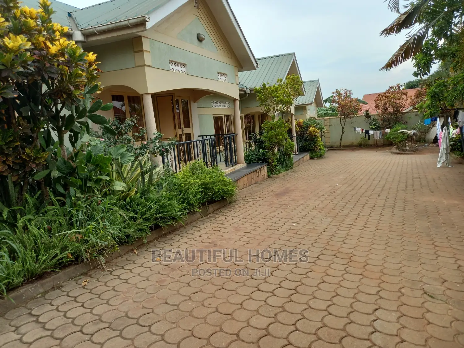 Furnished 2bdrm Apartment in Kyaliwajjara, Kira for Sale
