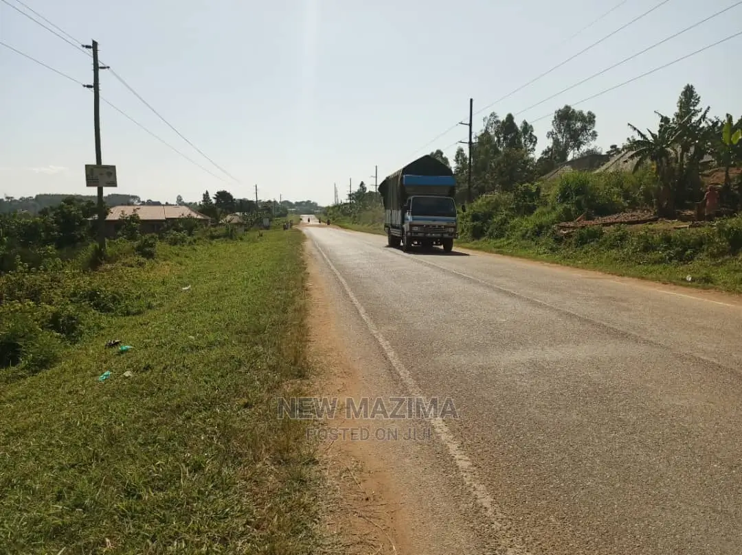 2.28 Decimals on Quicksale on Semuto Rd Kabere With Title