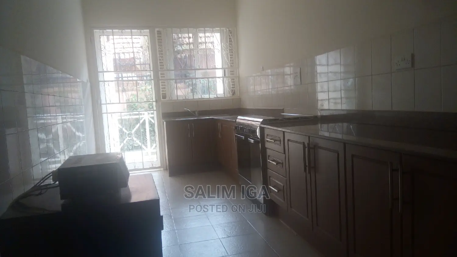 Furnished 10bdrm Block of Flats in Kololo Property, Central Division