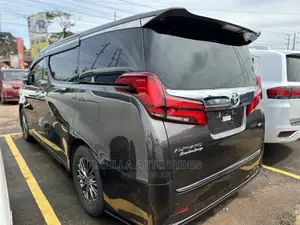Toyota Alphard 2021 Gray