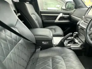Toyota Land Cruiser Prado 2020 White