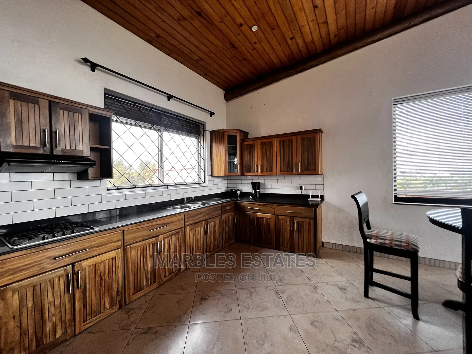 Furnished 2bdrm Penthouse in Bugolobi, Central Division for Rent