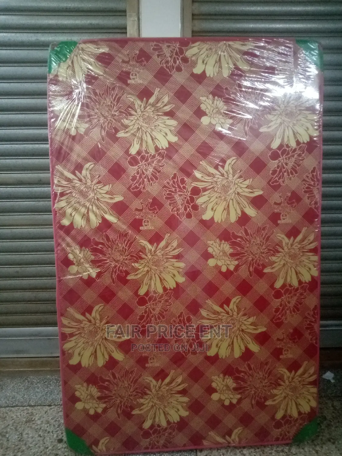 Mattress 3*6 6 Inches Deluxe Quality ( Red)