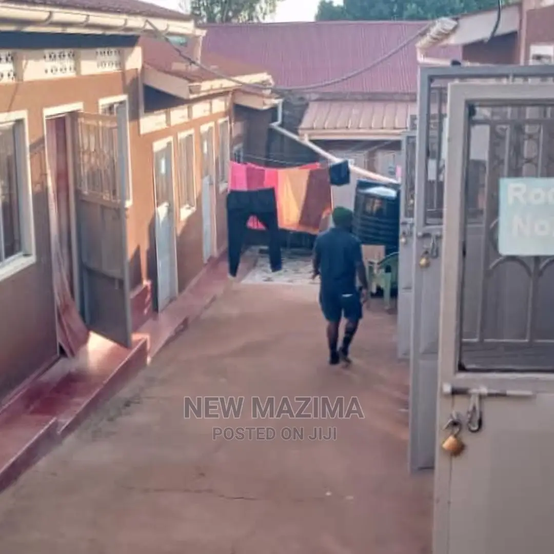 Very Busy Bar and Guest House for Rent in Namasuba Ndeje