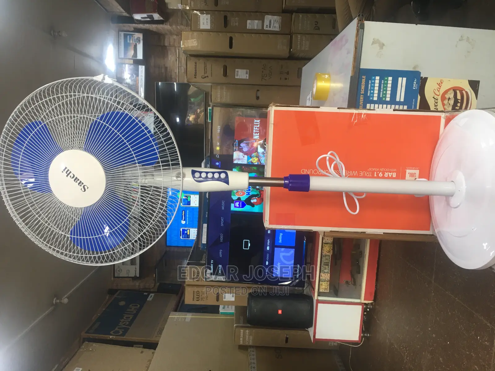 Saachi Fan Brand New