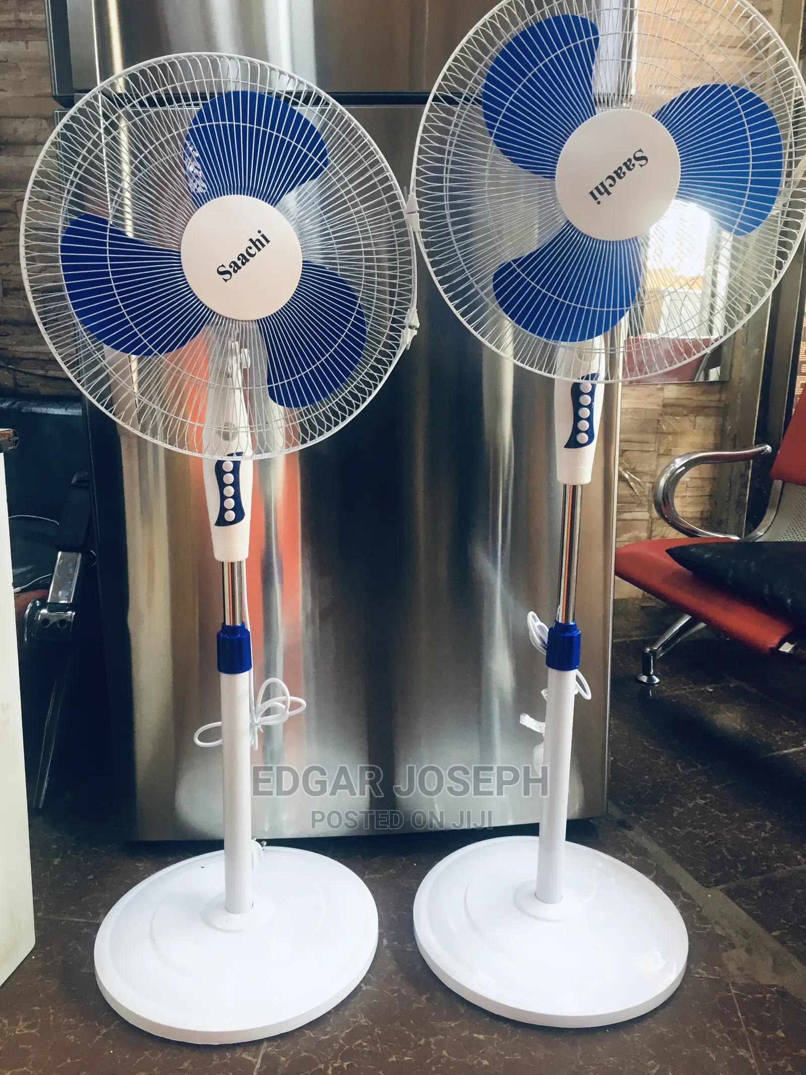 Saachi Fan Brand New