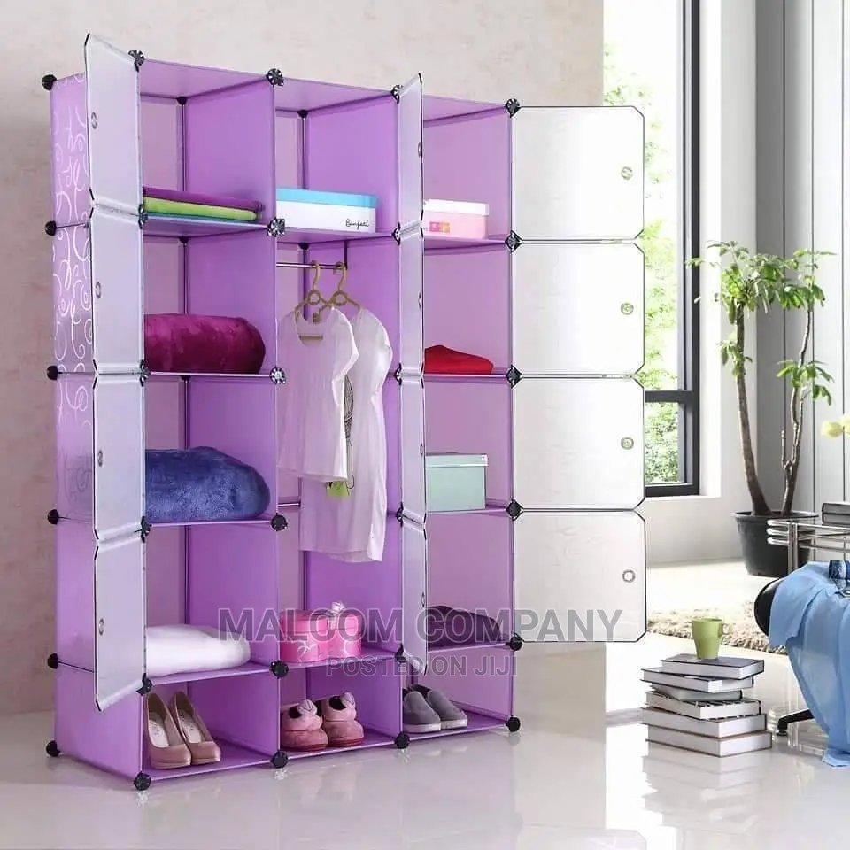 Three Columns Closet