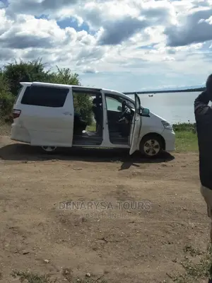 Toyota Alphard Cars for Hire/Rent.